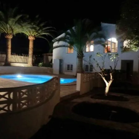 Independiente Con Piscina Privada Climatizada Cerca Playa Aa Bbq Villa